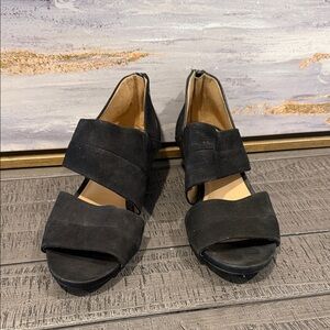 Cute Black Open-Toe Wedges